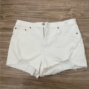 NWT Abercrombie & Fitch High Rise Mom Short